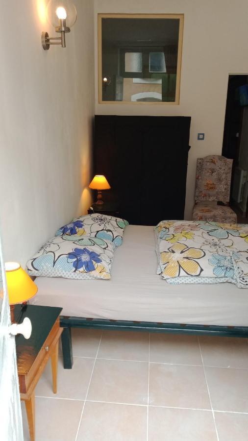 Bed and Breakfast L'Ombrelle Carcassonne Esterno foto