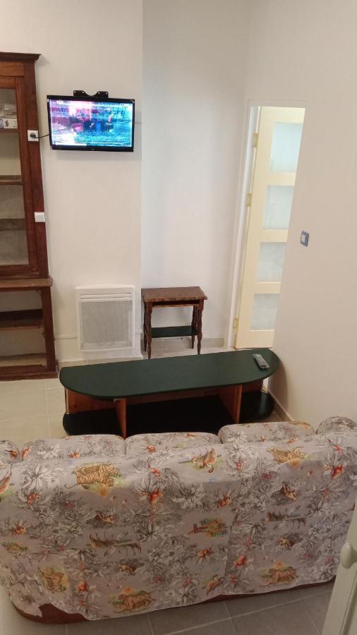 Bed and Breakfast L'Ombrelle Carcassonne Esterno foto